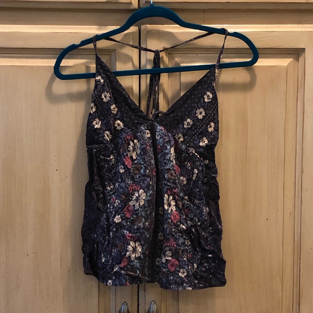 Tie back O’Neill top